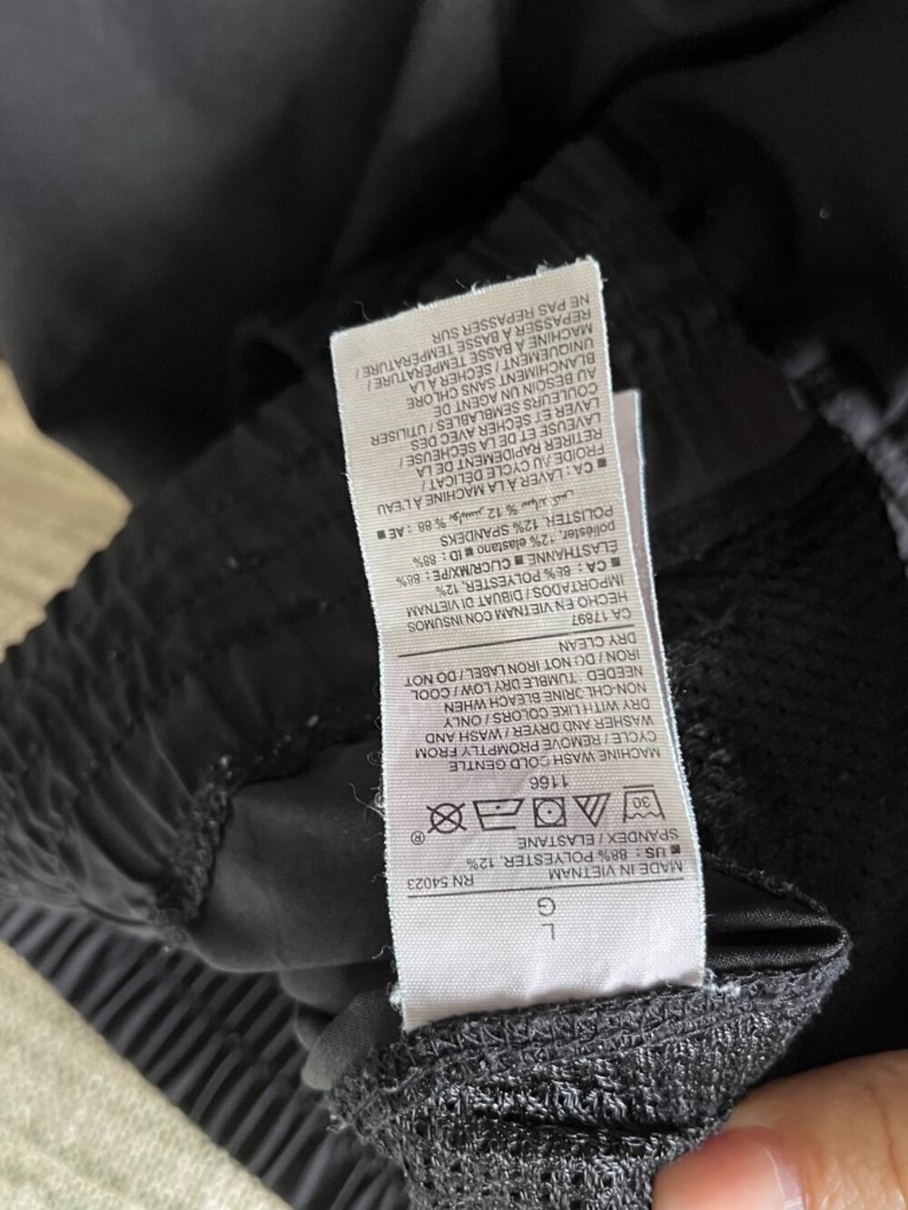 Old Navy | StretchTech Joggers | Size Large, Black Active Dry Quick - Picture 8 of 9